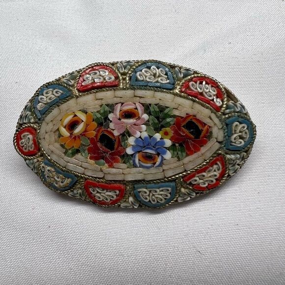 Vintage Micro Mosaic Brooch Made in Italy - Picture 2 of 13